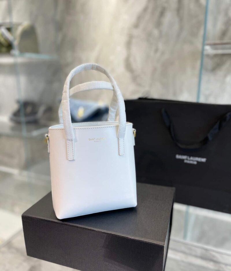 Alternative view of SAINT LAURENT TOY SHOPPING SAINT LAURENT IN BOX LEATHER WHITE 18CM 773995AADDI9207
