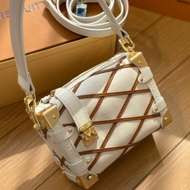 Alternative view of LOUIS VUITTON SIDE TRUNK PM CRÈME BEIGE 19CM M25216