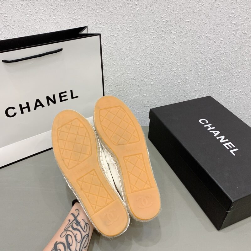 Alternative view of CHANEL CC ESPADRILLES SLIP ON WHITE BEIGE