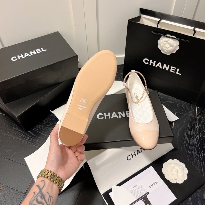 Alternative view of CHANEL INTERLOCKING CC LOGO BALLET FLATS LIGHT PINK