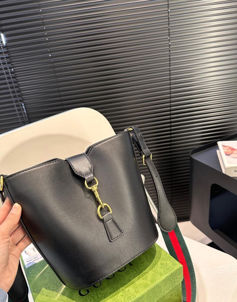 Alternative view of GUCCI MINI BUCKET SHOULDER BAG BLACK 19CM 782908 AADDY 1060