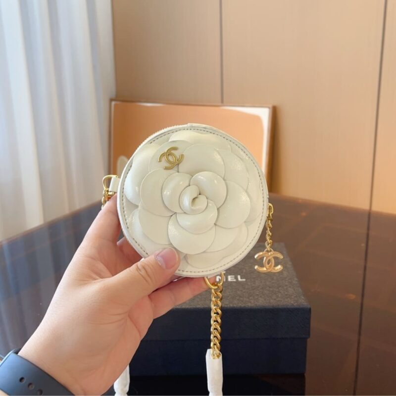 Alternative view of CHANEL CAMELLIA CLUTCH WITH CHAIN WHITE 12CM