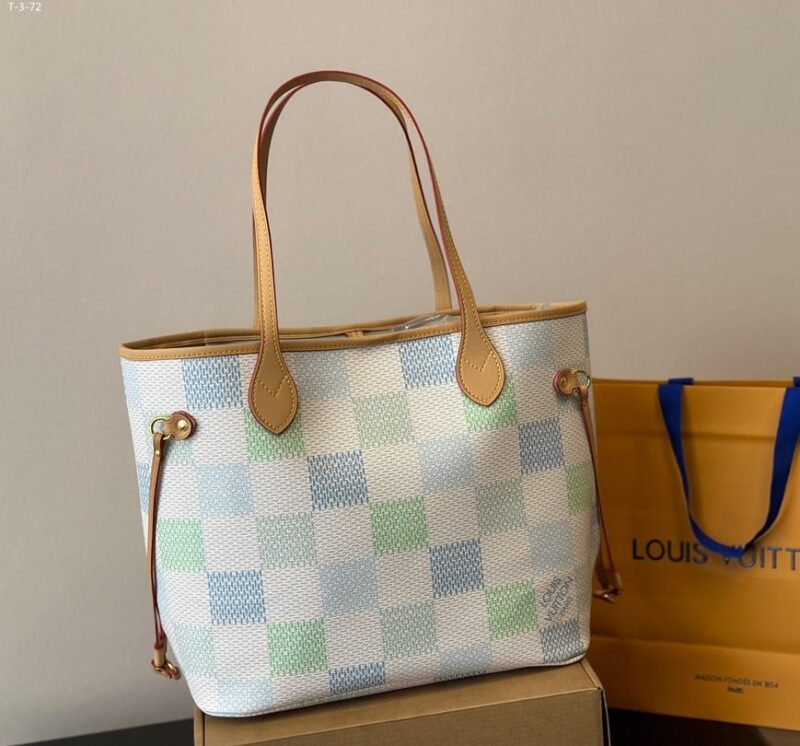 Alternative view of LOUIS VUITTON NEVERFULL DAMIER CANVAS PISTACHIO 31CM