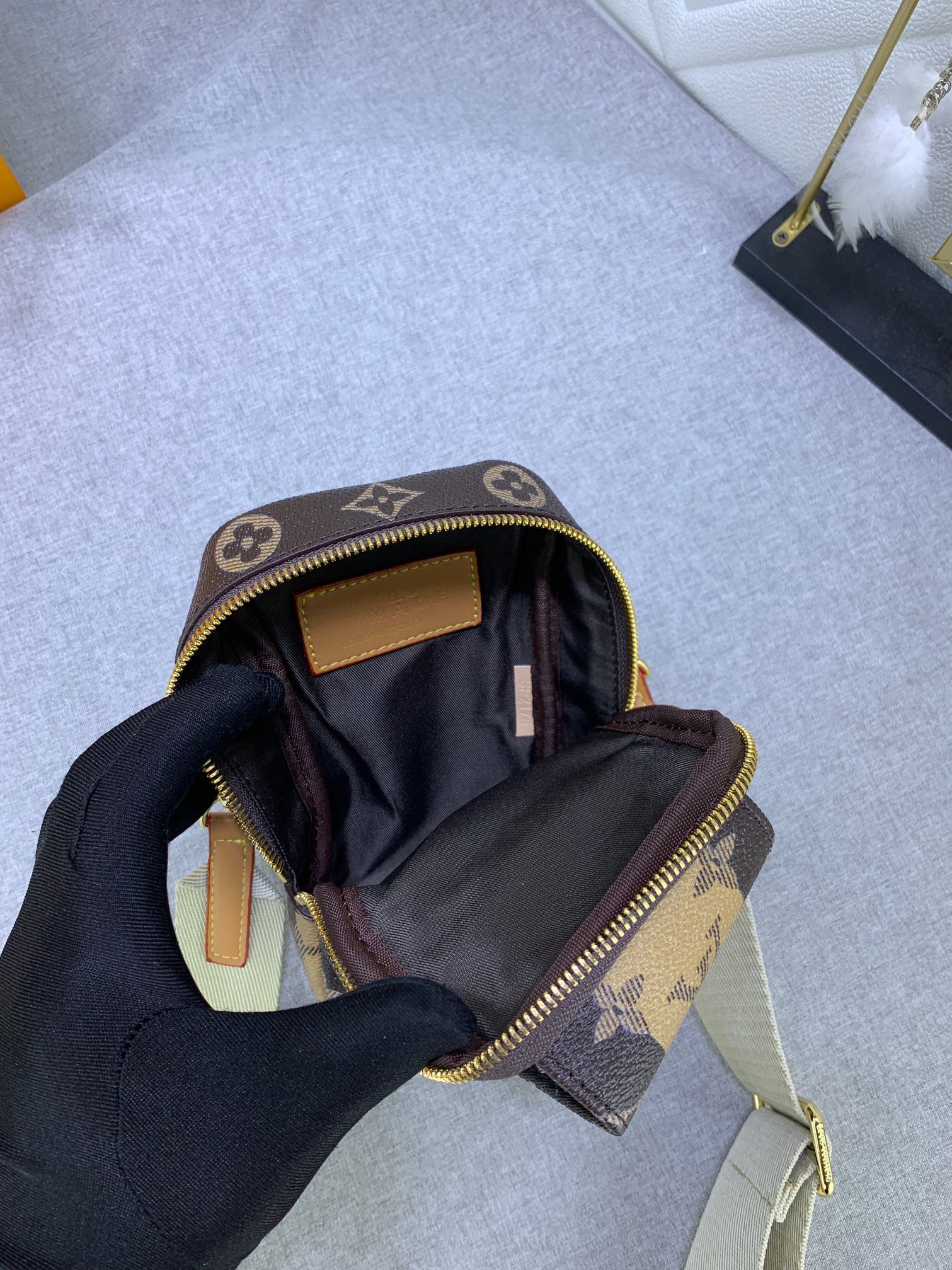 LOUIS VUITTON FLAP DOUBLE PHONE POUCH MONOGRAM STRIPES BROWN CANVAS 18CM M81005 - Image 2