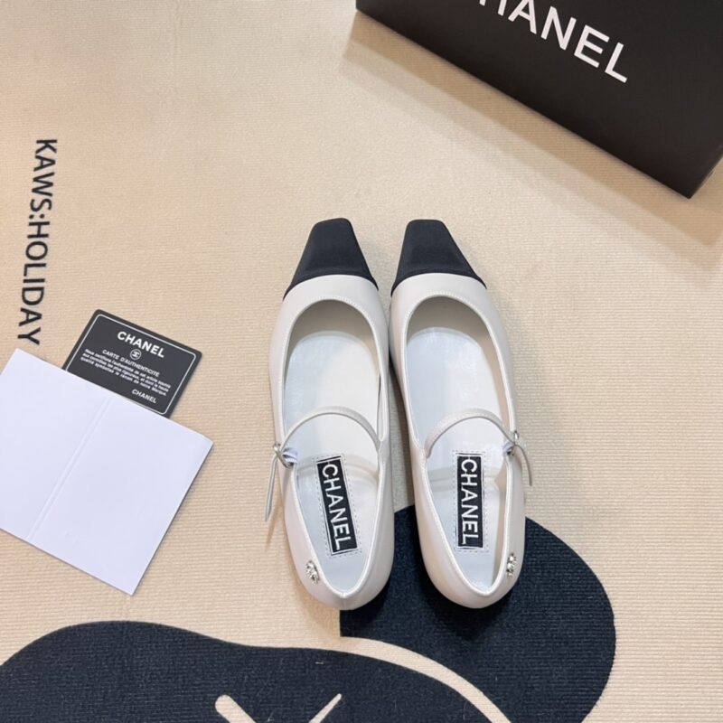 Alternative view of CHANEL SQUARE TOE BALLET FLATS BLACK WHITE