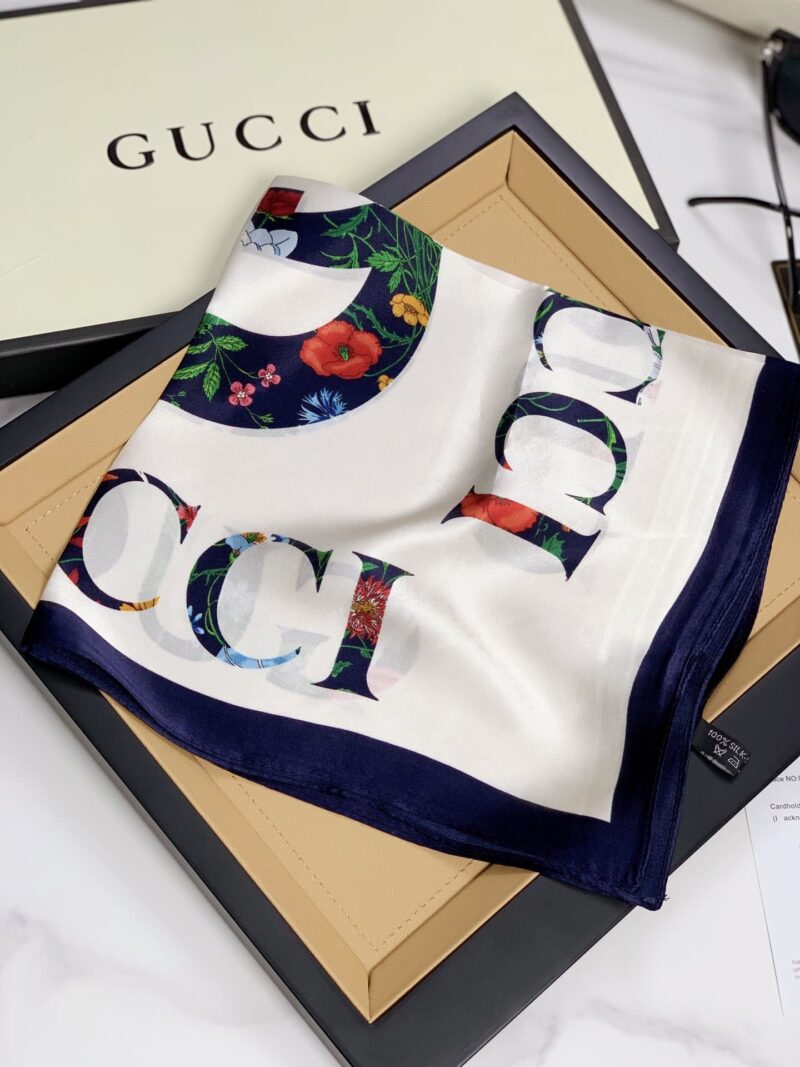Alternative view of GUCCI FLORA GUCCI VINTAGE LOGO PRINT SCARF 70CM BLUE