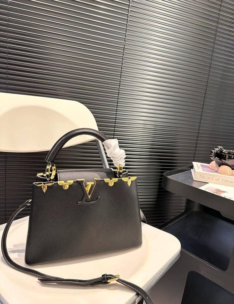 Alternative view of LOUIS VUITTON CAPUCINES MM BAG BLACK 27CM M54663