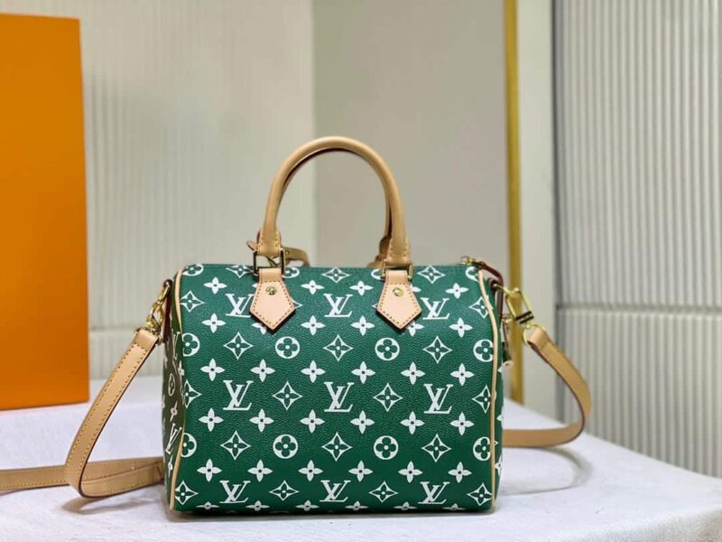 Alternative view of LOUIS VUITTON SPEEDY P9 BANDOULIÈRE 25 GREEN 25CM M24423