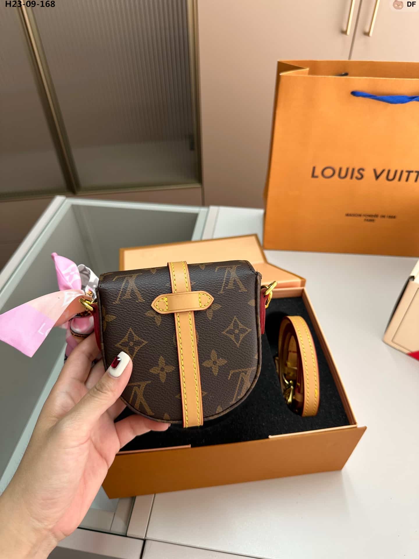 LOUIS VUITTON CHANTILLY MICRO BAG BROWN 12CM M46643 - Image 7