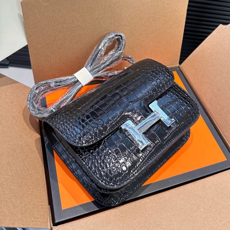 Alternative view of HERMÈS MINI CONSTANCE 19 SHINY ALLIGATOR PALLADIUM HARDWARE BLACK 19CM