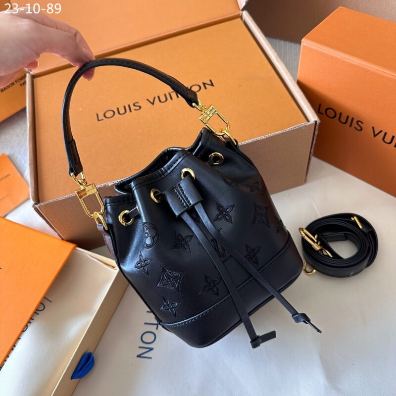 Alternative view of LOUIS VUITTON NÉONOÉ BAG BLACK 16CM