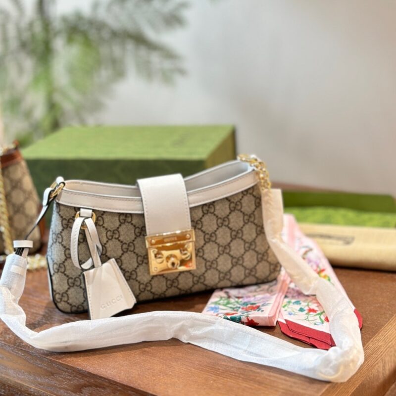 Alternative view of GUCCI PADLOCK SMALL SHOULDER BAG WHITE 25CM 811705 KHNKG 9761