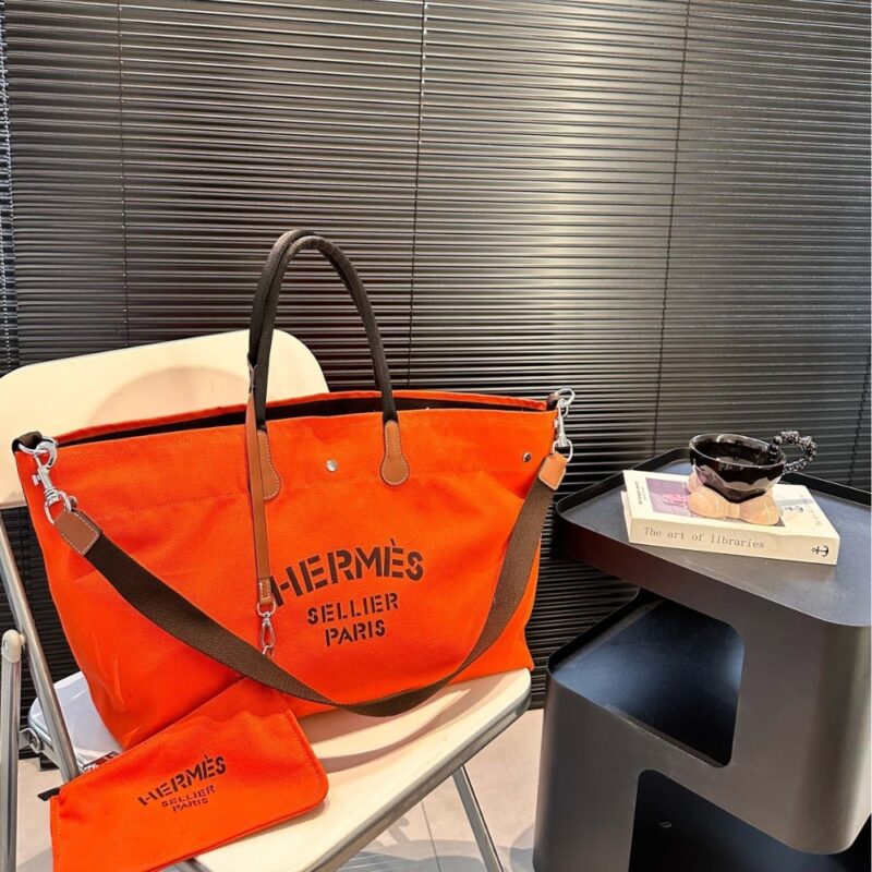 Alternative view of HERMES FOURRE TOUT DU CAVALIER BAG ORRANGE 42CM