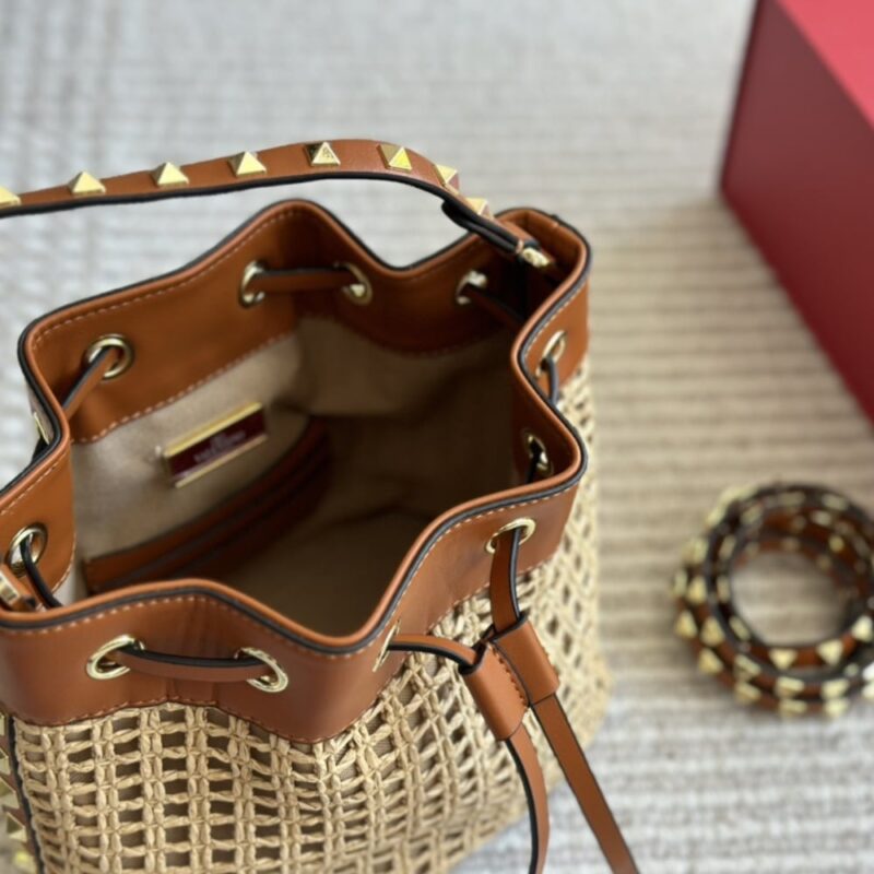 Alternative view of VALENTINO ROCKSTUD WOVEN BUCKET BAG BROWN 19CM