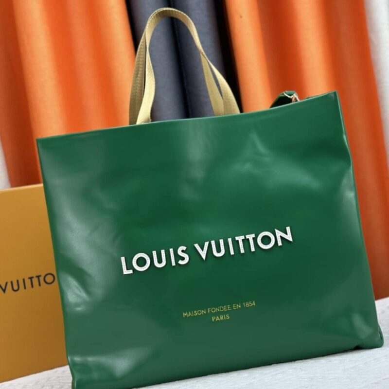 Alternative view of LOUIS VUITTON SHOPPER TOTE MM GREEN 40CM