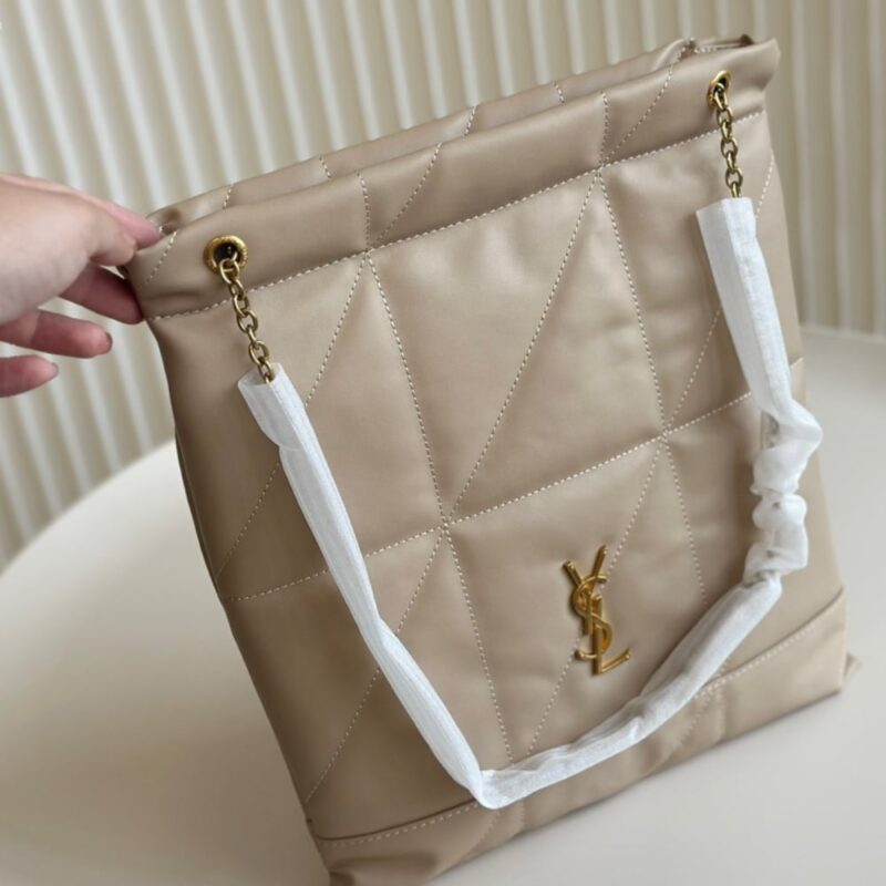 Alternative view of SAINT LAURENT JAMIE 4.3 POCHON IN LIGHT MUSK 31CM