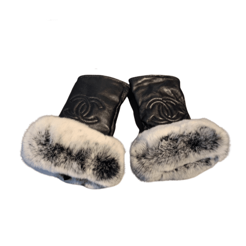 CHANEL VIP GLOVES LAMNSKIN FUR BLACK
