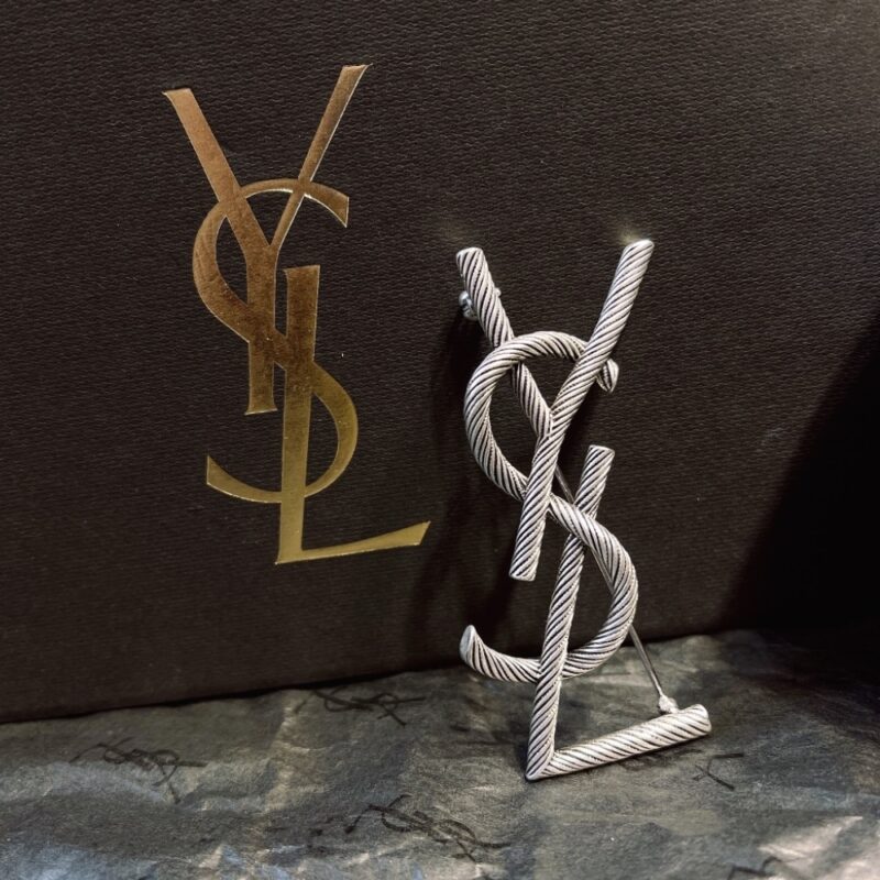 Alternative view of SAINT LAURENT YSL BROOCH SILVER