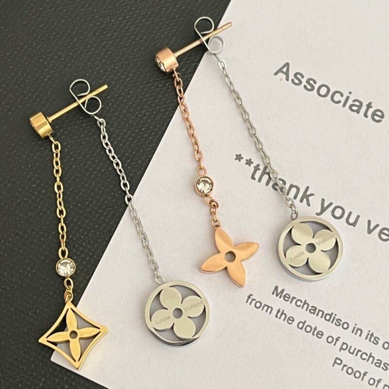 Alternative view of LOUIS VUITTON IDYLLE BLOSSOM LONG EARRINGS 3 GOLDS AND DIAMONDS