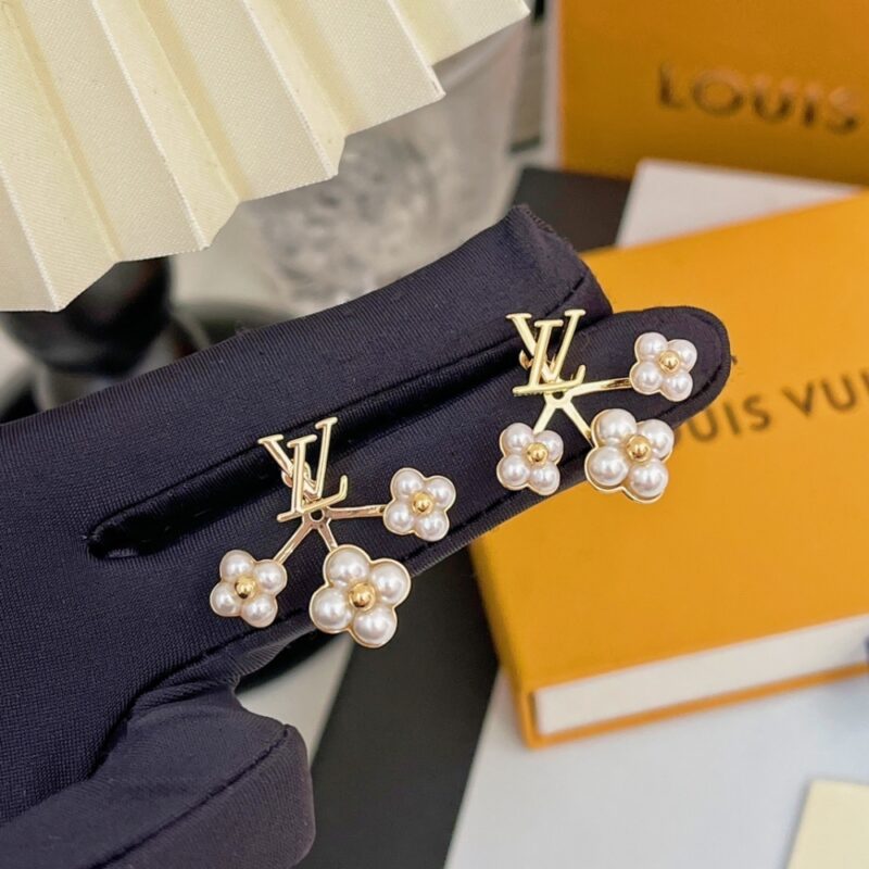 Alternative view of LOUIS VUITTON LV FLORAGRAM EARRINGS WHITE GOLD