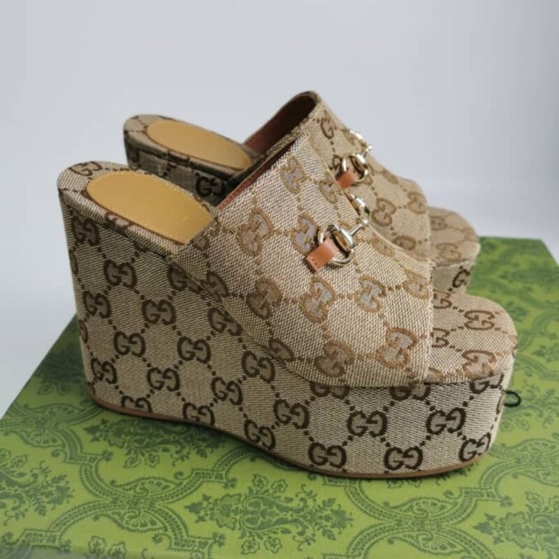 Alternative view of GUCCI WOMEN'S WEDGE SANDAL WITH HORSEBIT BEIGE 816328 FAB10 2547