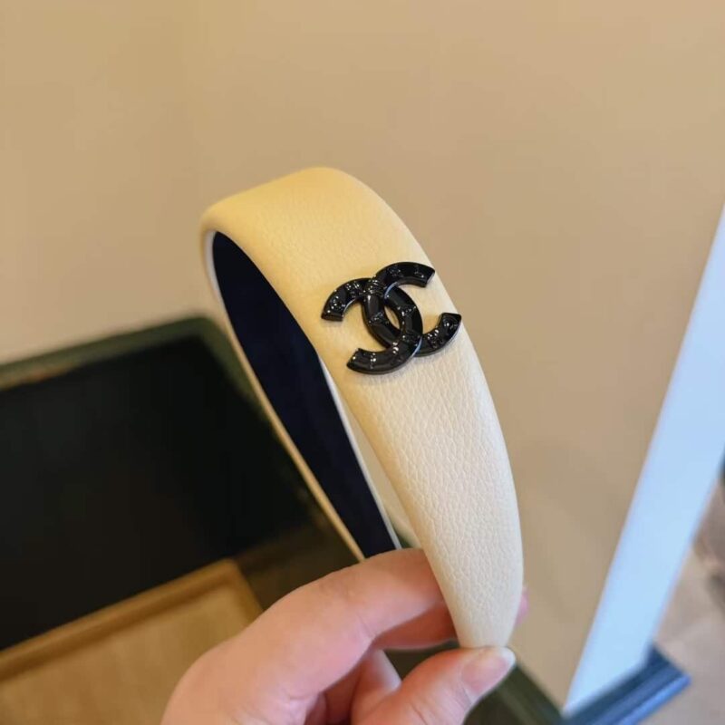Alternative view of CHANEL CC LEATHER HEADBAND WHITE