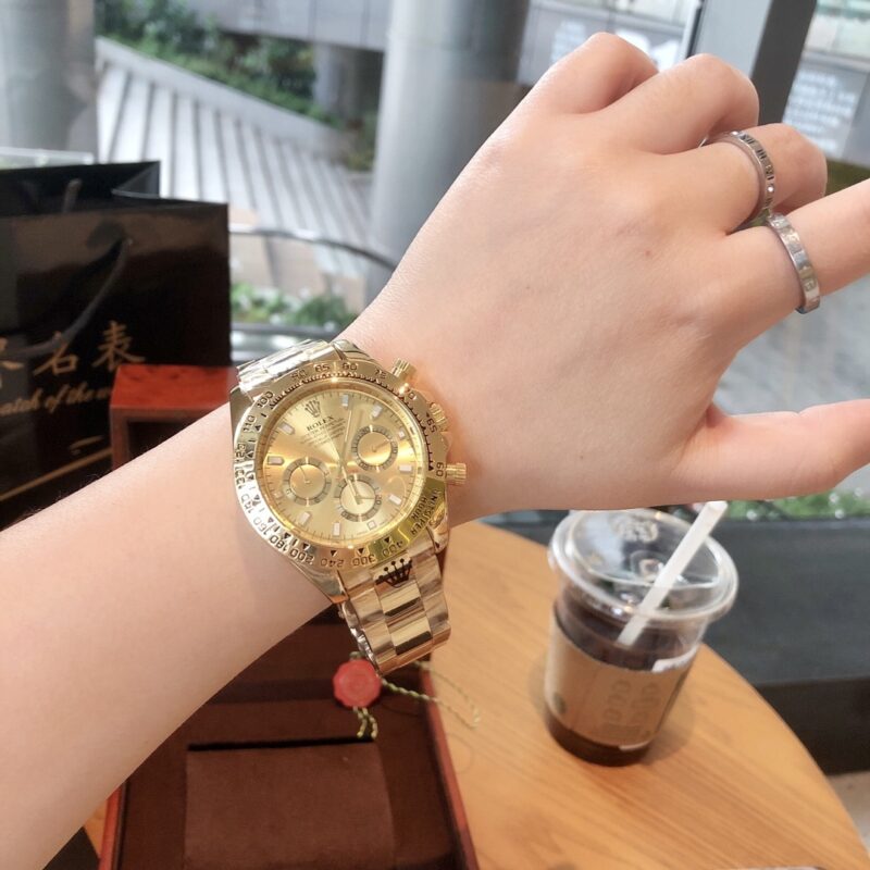 Alternative view of ROLEX COSMOGRAPH DAYTONA GOLD CHAMPAGNE 40MM 116508 0003