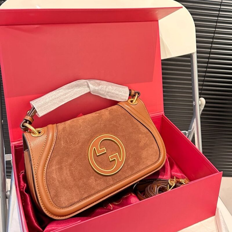 Alternative view of GUCCI BLONDIE SMALL SHOULDER BAG LIGHT BROWN SUEDE 26CM 815715 CAAAU 2808