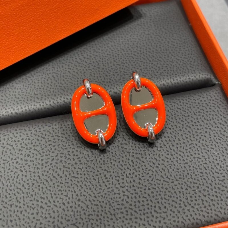 Alternative view of HERMES MINI MAILLON EARRINGS RED