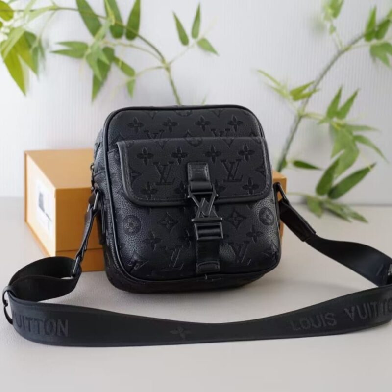 Alternative view of LOUIS VUITTON GETAWAY MESSENGER MONOGRAM SHADOW BAG BLACK 20CM M12516