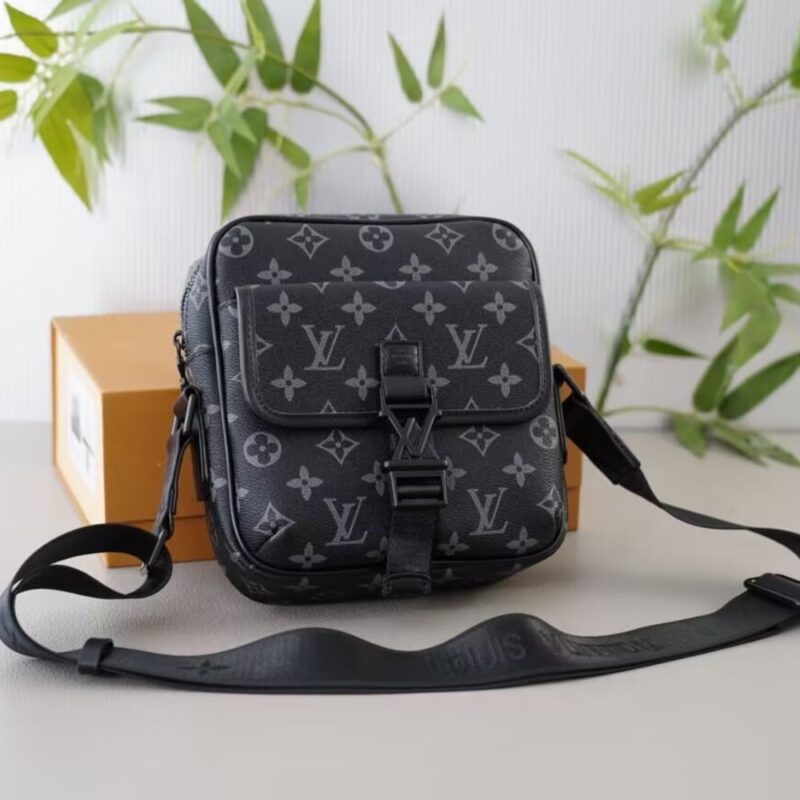 Alternative view of LOUIS VUITTON GETAWAY MESSENGER MONOGRAM ECLIPSE BAG BLACK 20CM M12518