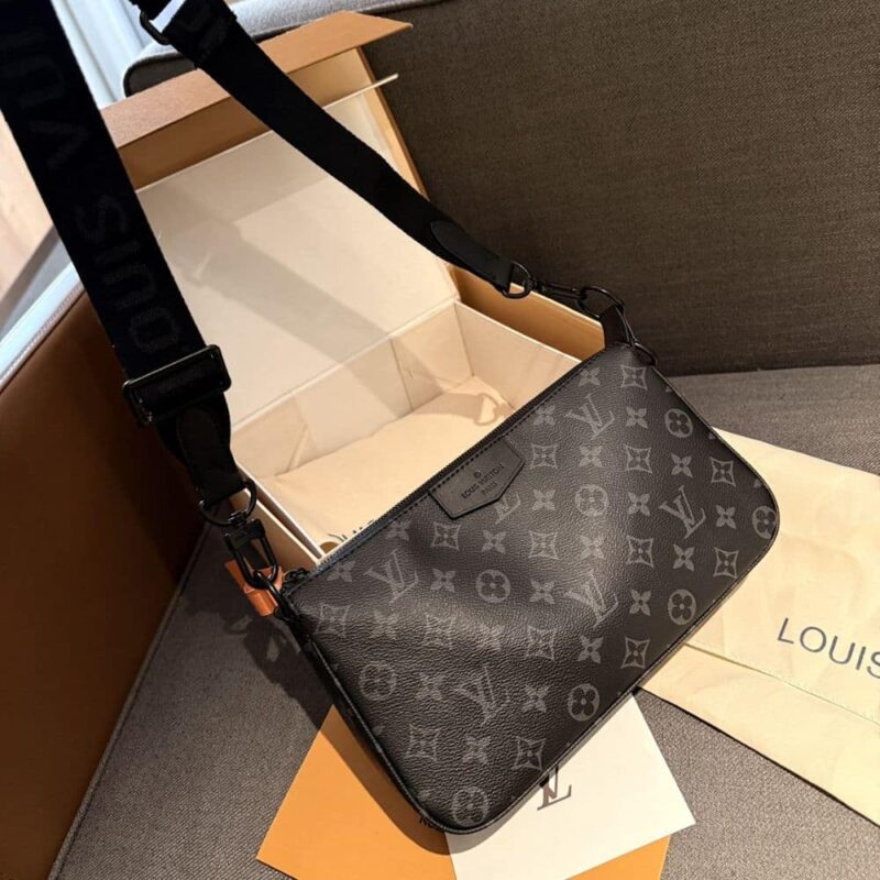 Alternative view of LOUIS VUITTON POCHETTE ACCESSOIRE BAG BLACK 24CM