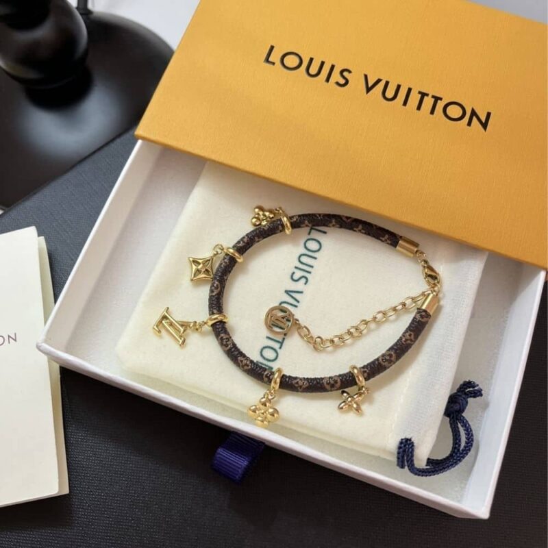Alternative view of LOUIS VUITTON LV BLOOMING BRACELET M8433Z