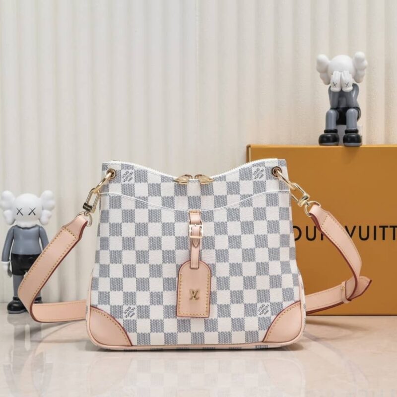 Alternative view of Louis Vuitton Odéon Shoulder Bag Damier Azur 26Cm