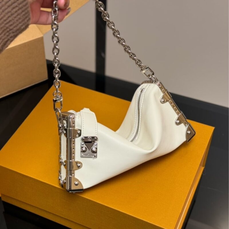 Alternative view of LOUIS VUITTON SLIM TRUNK BAG WHITE 23CM