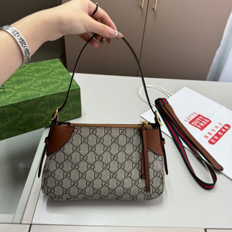 Alternative view of GUCCI GG EMBLEM SUPER MINI SHOULDER BAG BEIGE AND BROWN 24CM 820696 FAD6L 9758