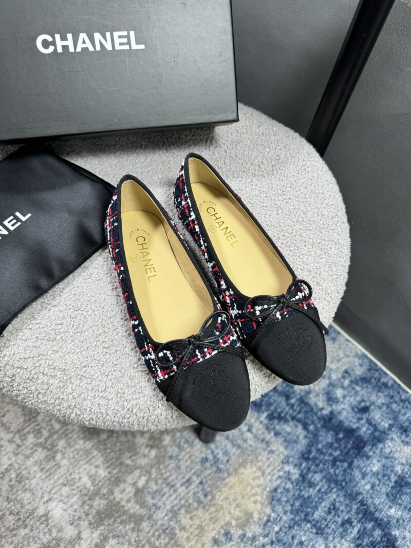 Alternative view of CHANEL BALLERINA FLAT SHOES TWEED IN BLACK