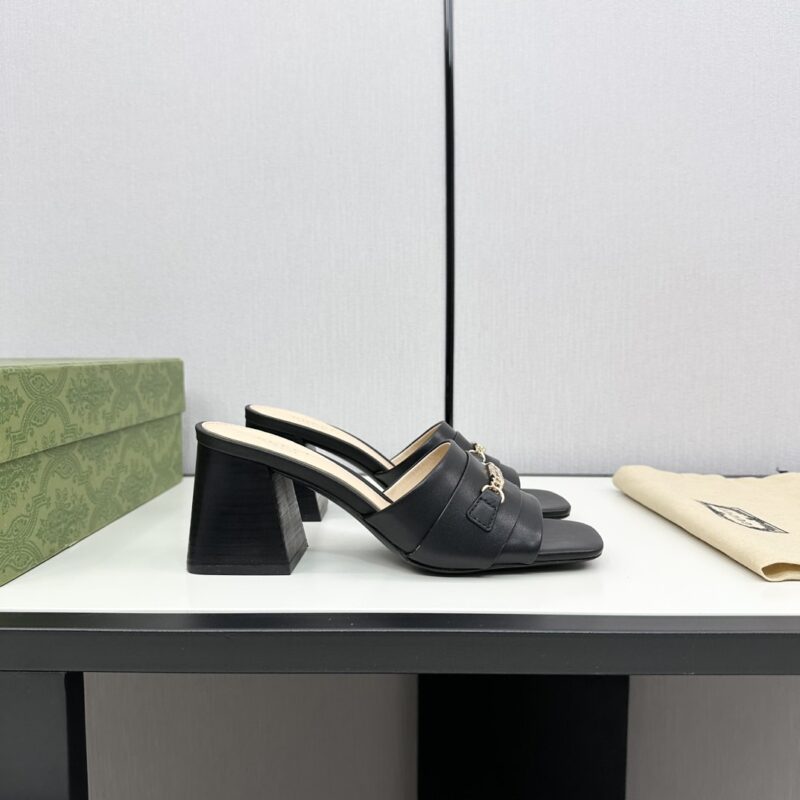 Alternative view of GUCCI SIGNORIA SLIDE SANDAL IN BLACK