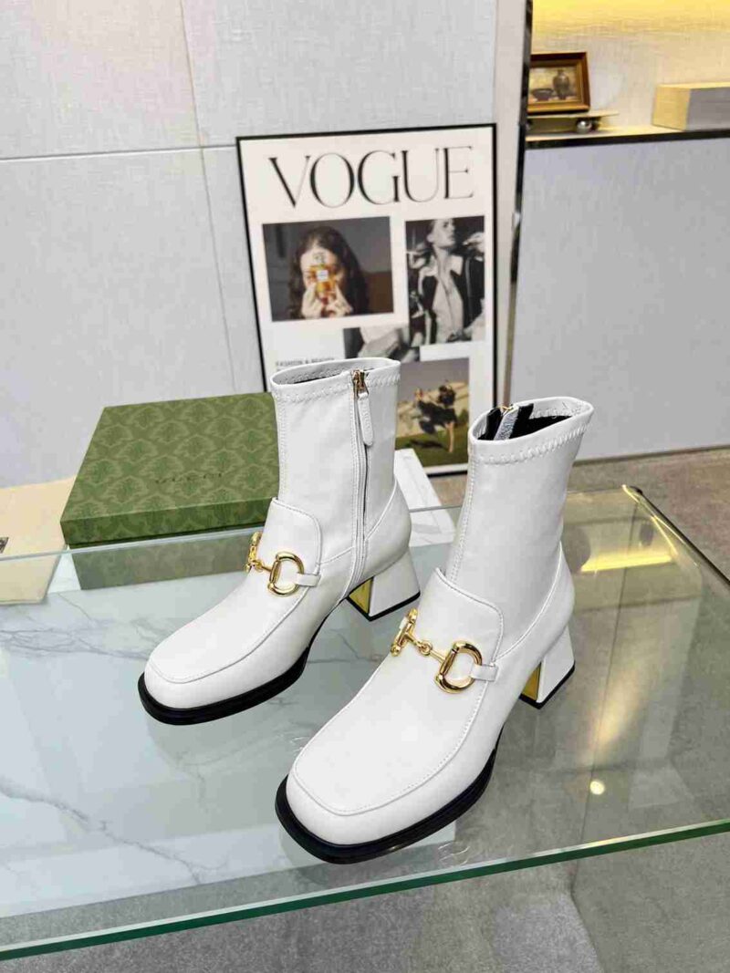 Alternative view of GUCCI HORSEBIT PLAQUE ANKLE BOOTS OFF WHITE