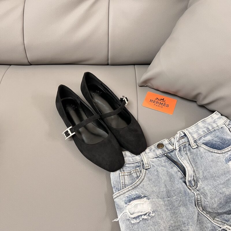 Alternative view of HERMES JANE BALLET FLAT IN VELVET NOIR H242046Z 02370