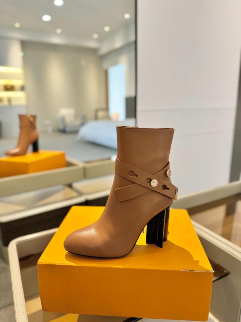 Alternative view of LOUIS VUITTON SILHOUETTE ANKLE BOOT BROWN