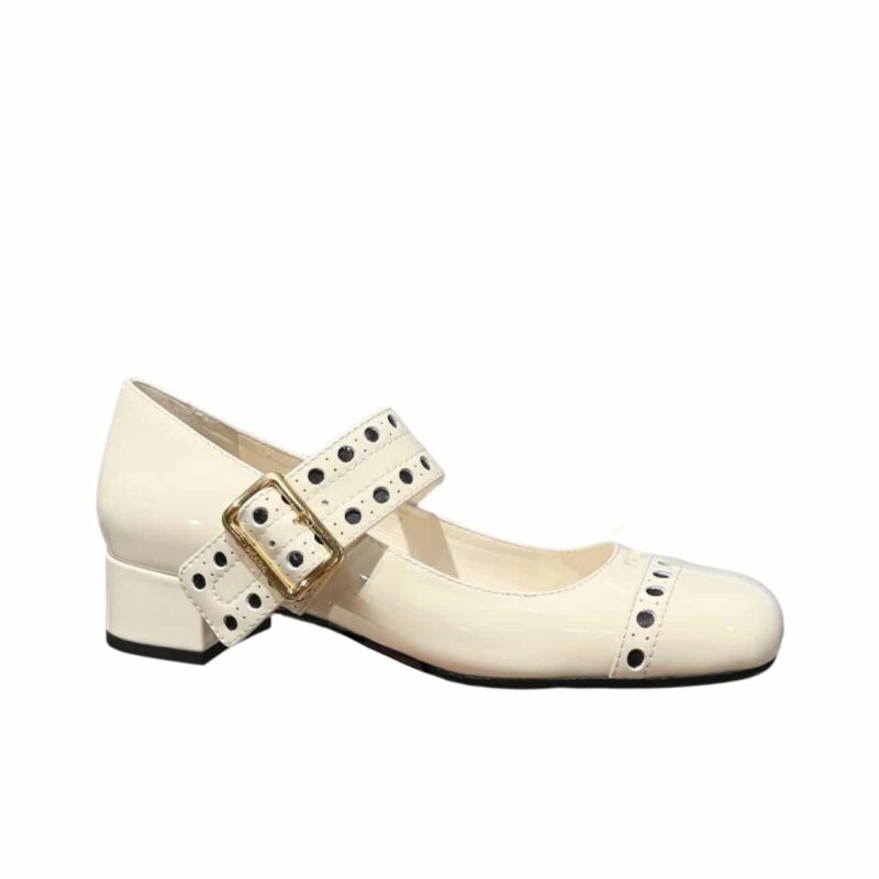 PRADA PATENT LEATHER MARY JANE PUMPS WHITE