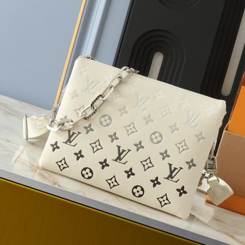 Alternative view of Louis Vuitton Coussin PM Cream 26Cm M11986