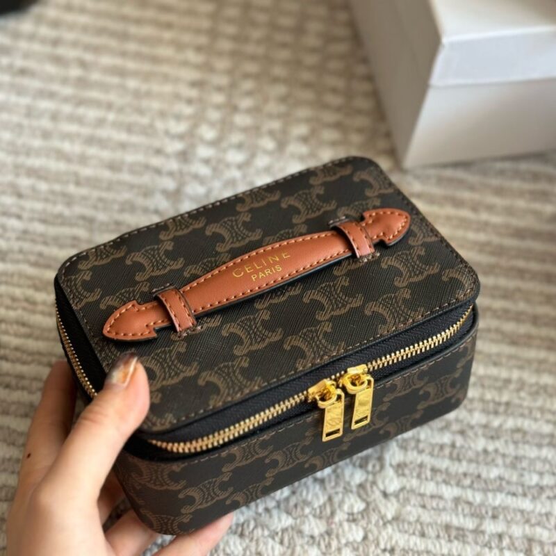 Alternative view of CELINE SMALL TOILETRY CASE IN TRIOMPHE CANVAS AND TOP HANDLE BAG 16CM