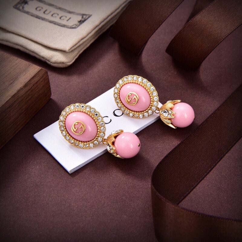 Alternative view of GUCCI INTERLOCKING GG PEARL EARRINGS PINK