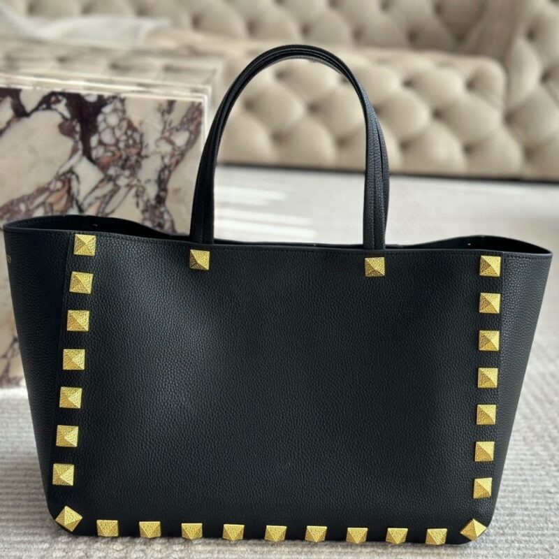Alternative view of VALENTINO GARAVANI ROCKSTUD TOTE BAG BLACK 40CM