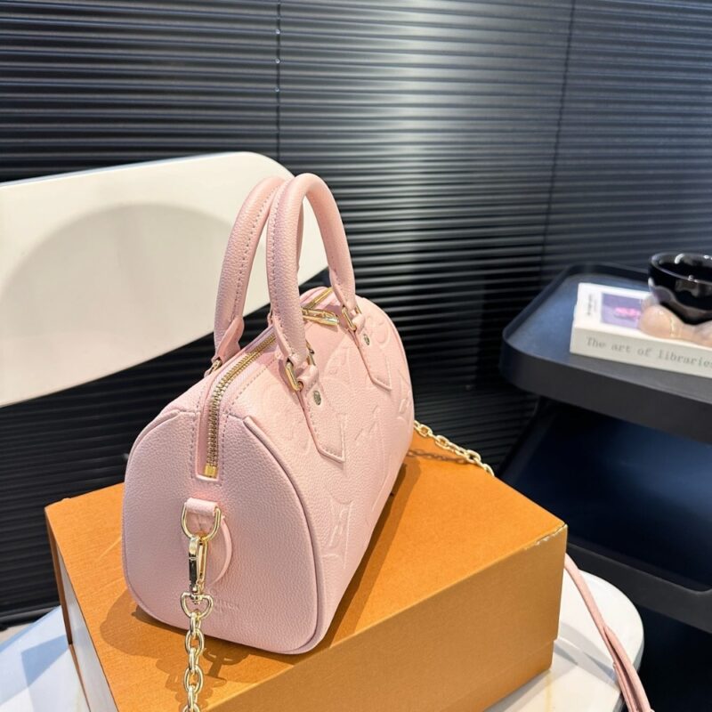 Alternative view of LOUIS VUITTON SPEEDY BANDOULIÈRE 20 MONOGRAM PINK 20CM M47136