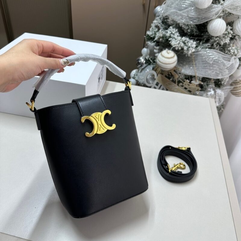 Alternative view of CELINE SMALL LOUISE BAG IN SMOOTH BLACK 15CM 119173FX9 38NO