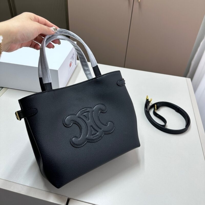 Alternative view of CELINE MINI CABAS ANAIS CUIR TRIOMPHE IN BLACK 21CM 118613ENY 38NO