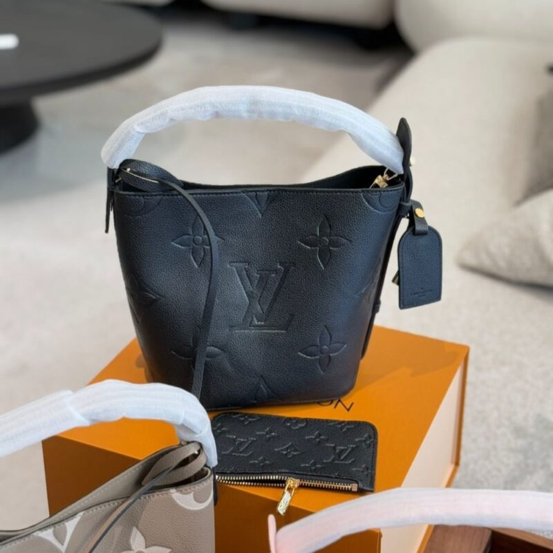 Alternative view of LOUIS VUITTON ALL IN BB BAG BLACK 20CM M13480